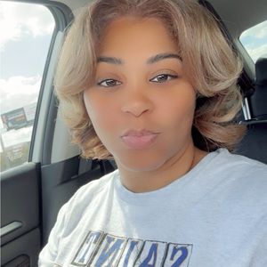 Meet your Posher, Kimberly